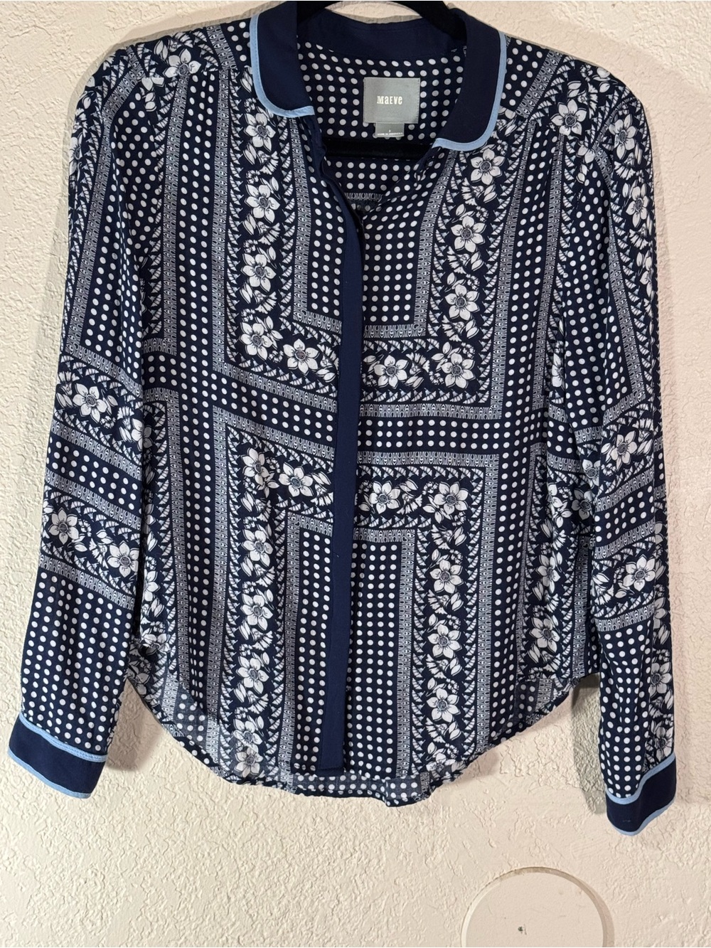 Maeve Navy/White Anthropology Printed Button-Down Blouse. Boho Versatile Sz 2